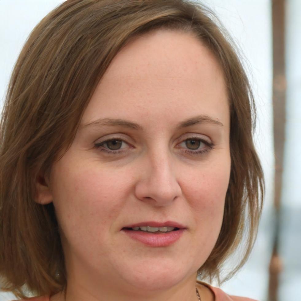Elena Vázquez Herrera, Directora de Educación Financiera